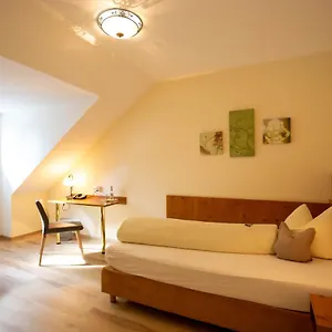 3* Hotel Und Gottler Josef